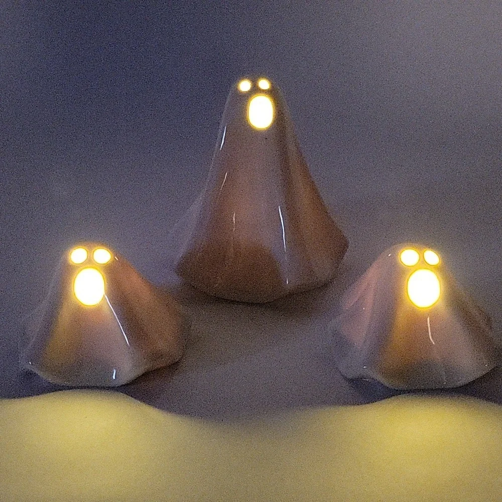 NWT Set of (3) Crate & Barrel Ceramic Halloween LED Screaming Ghosts